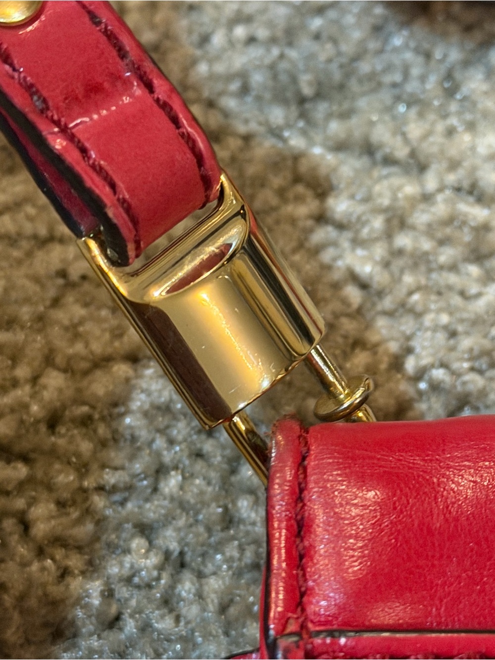 Milly Red Croc Embossed Crossbody Bag Gold Hardware Turn Lock Purse - Picture 5 of 9